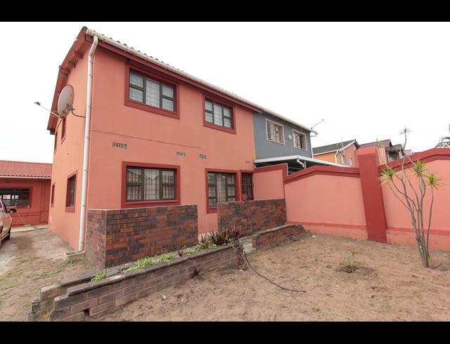 3 BEDROOM HOUSE RENTED IN RISECLIFF